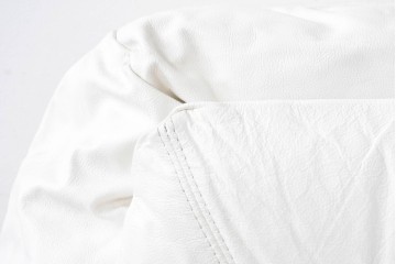 中古　希少な廃番品　EKORNES(エコーネス)　最上級クラス　ドルチェシリーズ　ゆったりとしたつくりのストレスレスチェアとオットマンのセット　定価約50万円　(R-086041)