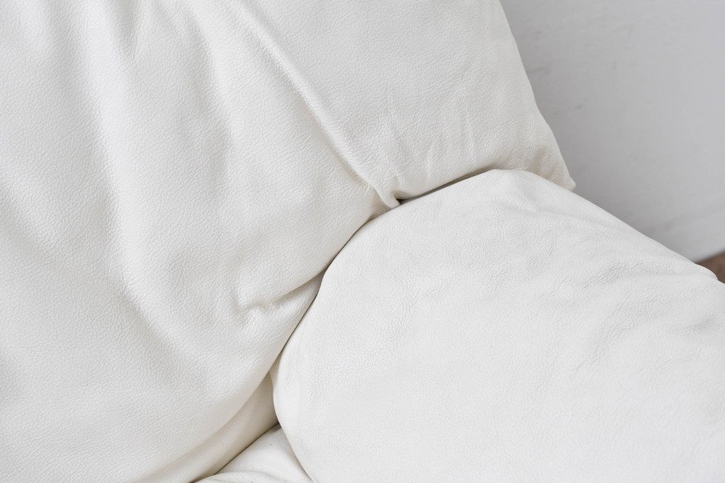 中古　希少な廃番品　EKORNES(エコーネス)　最上級クラス　ドルチェシリーズ　ゆったりとしたつくりのストレスレスチェアとオットマンのセット　定価約50万円　(R-086041)