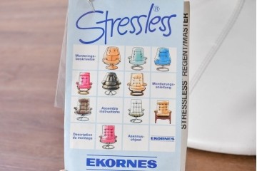 中古　希少な廃番品　EKORNES(エコーネス)　最上級クラス　ドルチェシリーズ　ゆったりとしたつくりのストレスレスチェアとオットマンのセット　定価約50万円　(R-086041)