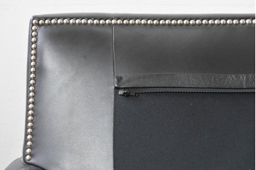 中古　超美品　アメリカ最高級ブランド　センチュリー(CENTURY)　レザーキルティングが魅力の1人掛けソファとオットマンセット　定価約135万円　(R-086042)