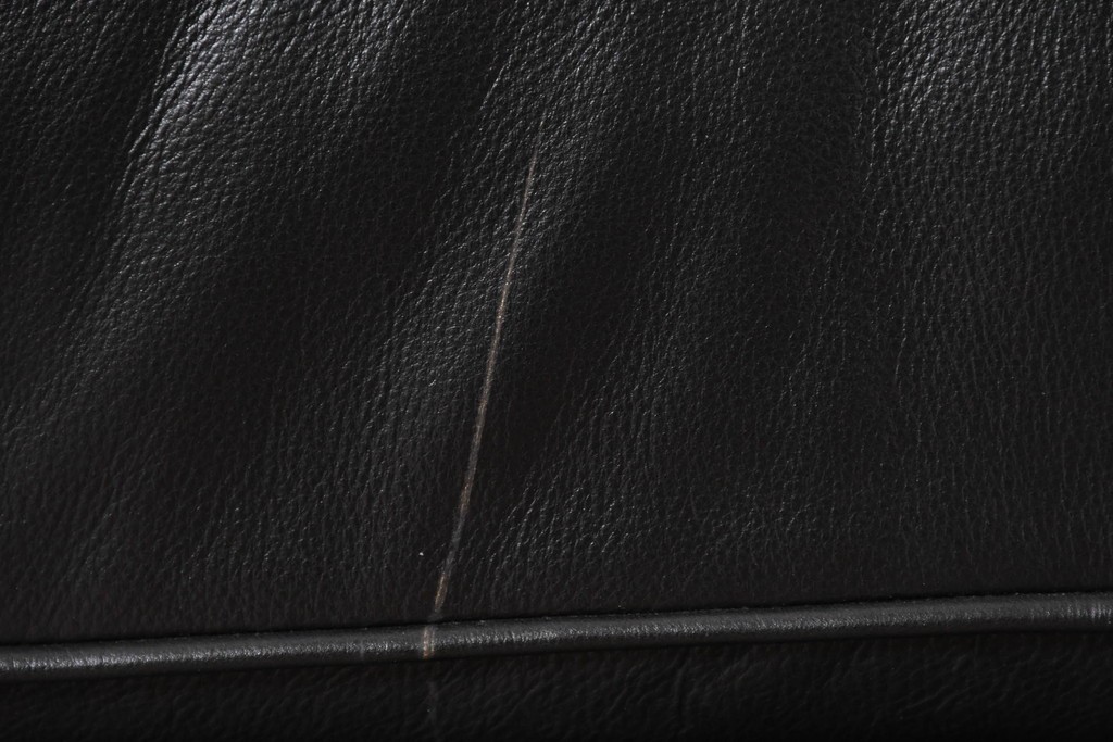 中古　超美品　アメリカ最高級ブランド　センチュリー(CENTURY)　レザーキルティングが魅力の1人掛けソファとオットマンセット　定価約135万円　(R-086042)