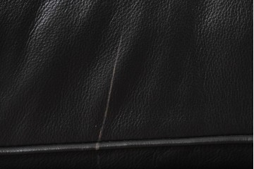 中古　超美品　アメリカ最高級ブランド　センチュリー(CENTURY)　レザーキルティングが魅力の1人掛けソファとオットマンセット　定価約135万円　(R-086042)