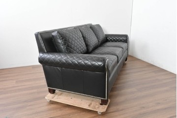 中古　超美品　アメリカ最高級ブランド　センチュリー(CENTURY)　レザーキルティングが魅力の3人掛けソファ　(R-086044)