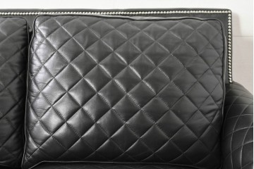 中古　超美品　アメリカ最高級ブランド　センチュリー(CENTURY)　レザーキルティングが魅力の3人掛けソファ　(R-086044)