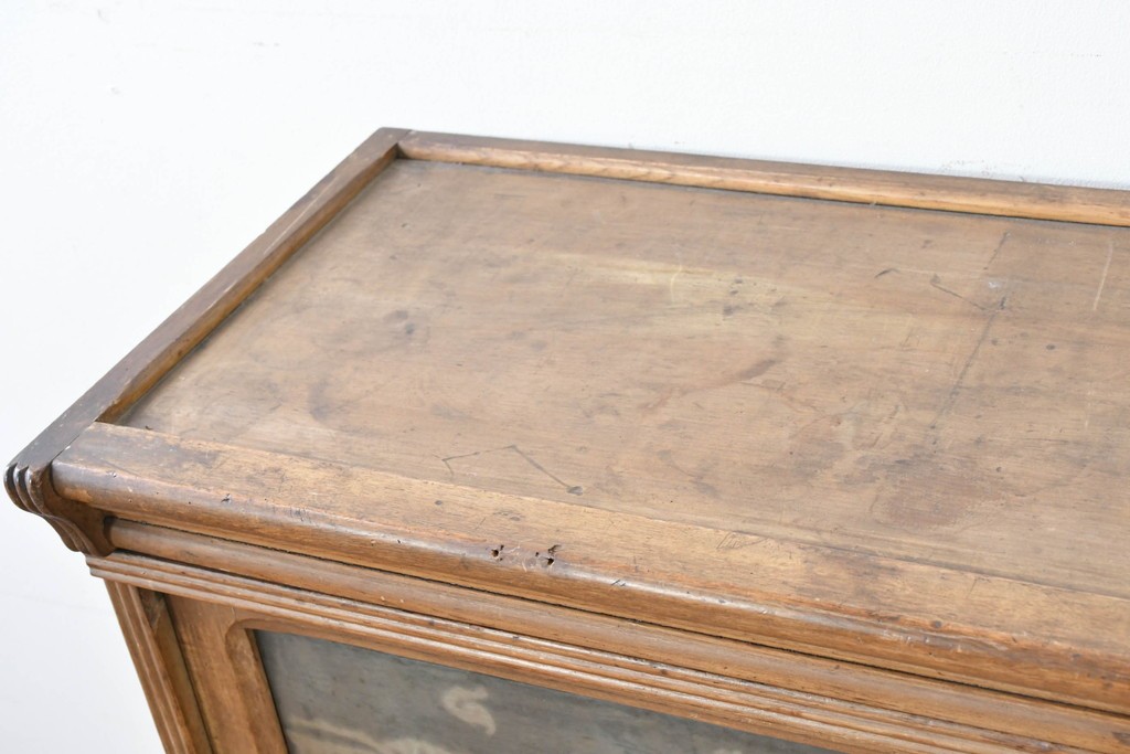 和製アンティーク　段ごとに異なる意匠が楽しめるフラップ扉のスタッキングブックケース　(R-086045)