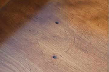 イギリスアンティーク　バーチ材　透かし彫りが優雅なコンソールテーブル　(R-086046)