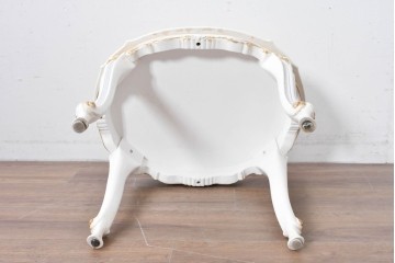 中古　高級輸入家具　ロココ調の装飾が可愛らしいガラス天板付きのローテーブル　(R-086048)