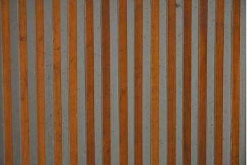 アンティーク建具　昭和初期　腰板欅(ケヤキ)材　裏ガラス付き　細やかな縦格子が美しい格子戸3枚セット　(R-086049)