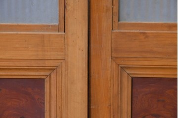 アンティーク建具　昭和初期　腰板欅(ケヤキ)材　裏ガラス付き　細やかな縦格子が美しい格子戸3枚セット　(R-086049)