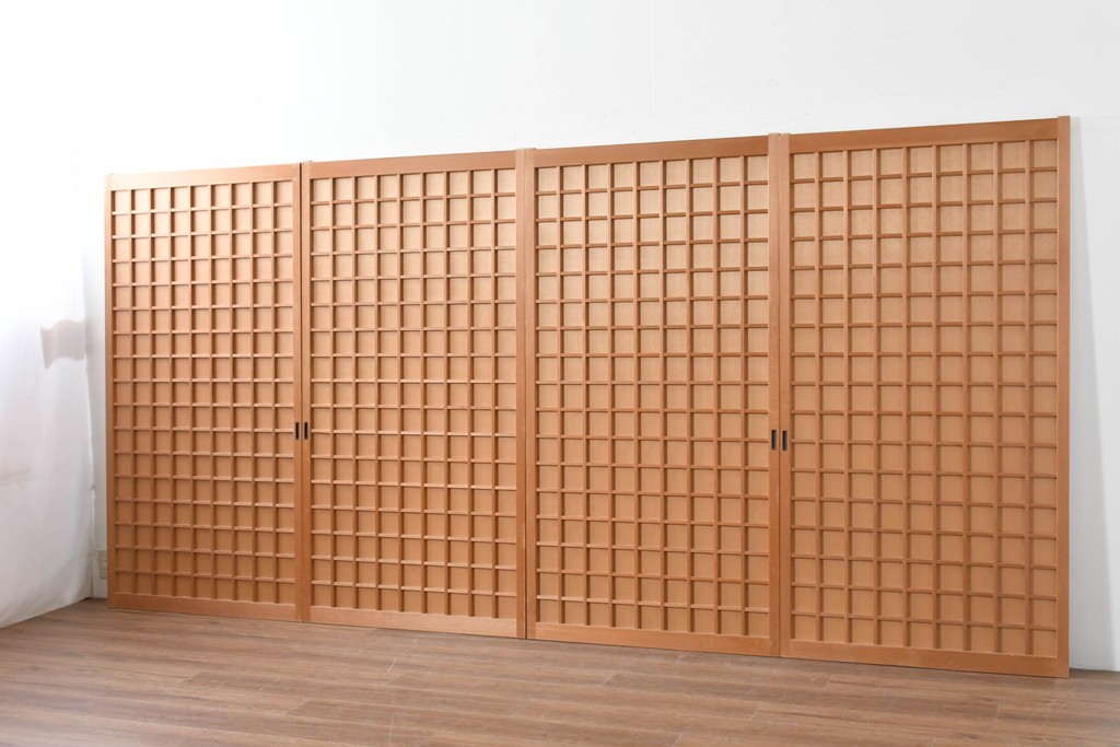 ヴィンテージ建具　昭和後期　均整の取れた狐格子が印象的な引き戸4枚セット　(R-086052)