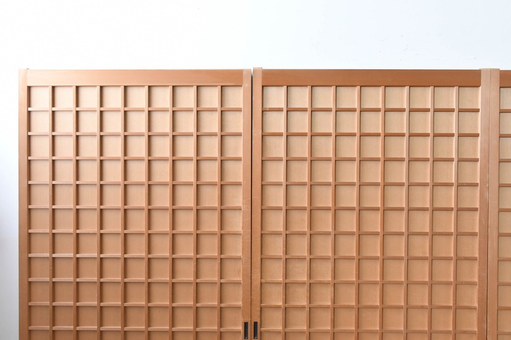 ヴィンテージ建具　昭和後期　均整の取れた狐格子が印象的な引き戸4枚セット　(R-086052)