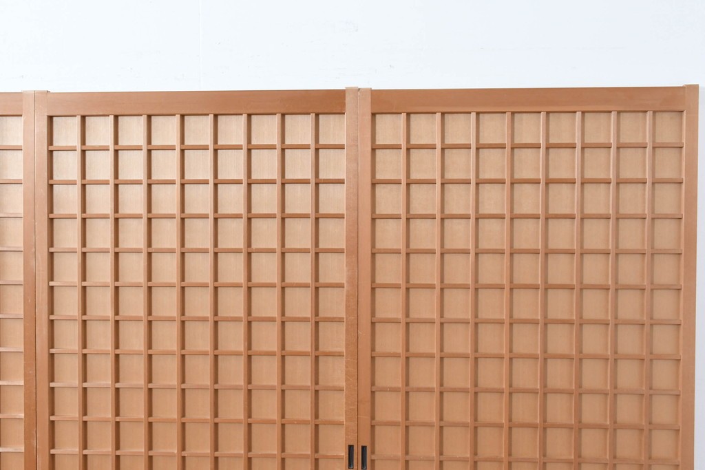 ヴィンテージ建具　昭和後期　均整の取れた狐格子が印象的な引き戸4枚セット　(R-086052)