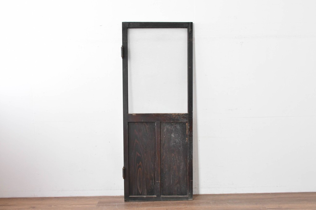 アンティーク建具　昭和初期　風合い豊かな木味が魅力のガラス扉1枚　(R-086053)