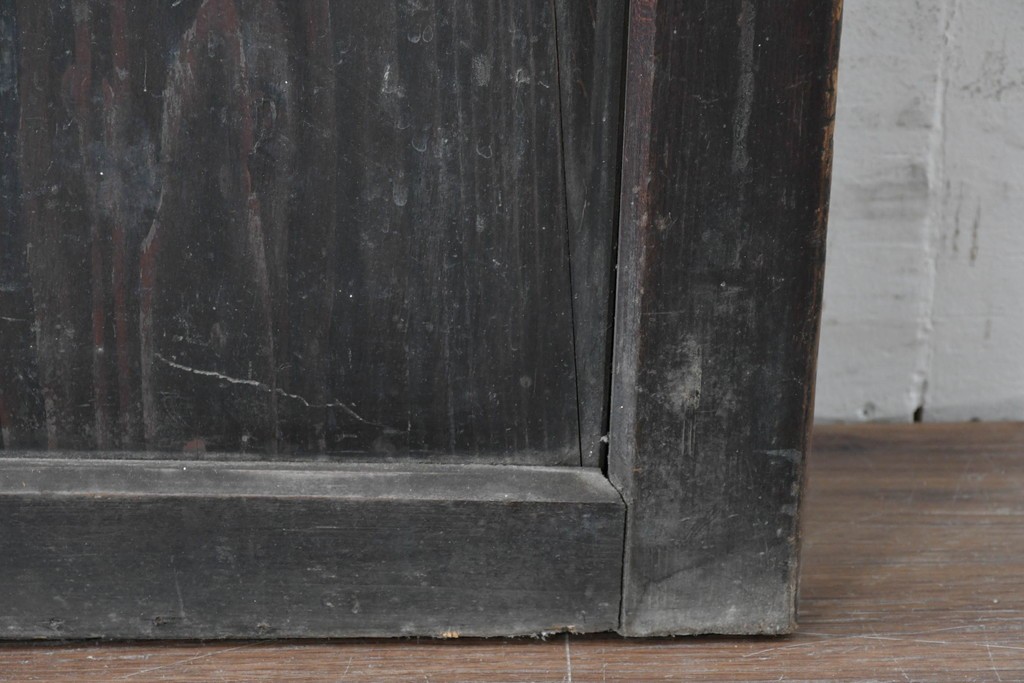 アンティーク建具　昭和初期　風合い豊かな木味が魅力のガラス扉1枚　(R-086053)