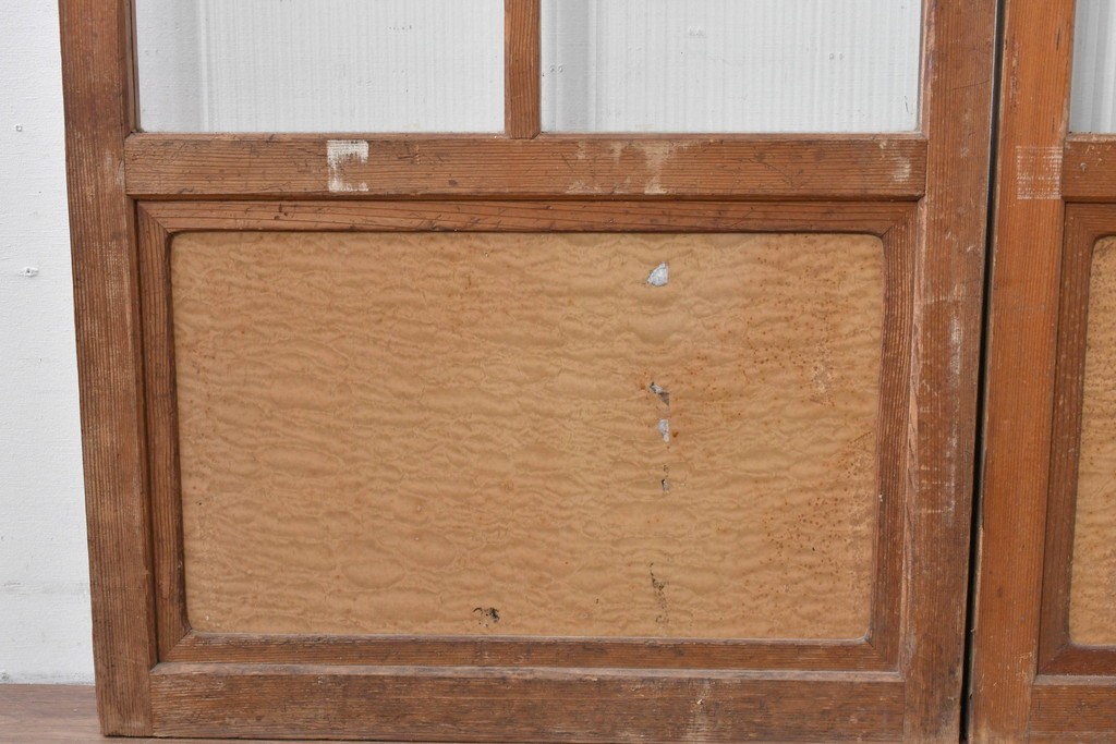 ヴィンテージ建具　昭和中期　組子細工が目を引く幅狭ガラス戸2枚セット　(R-086054)