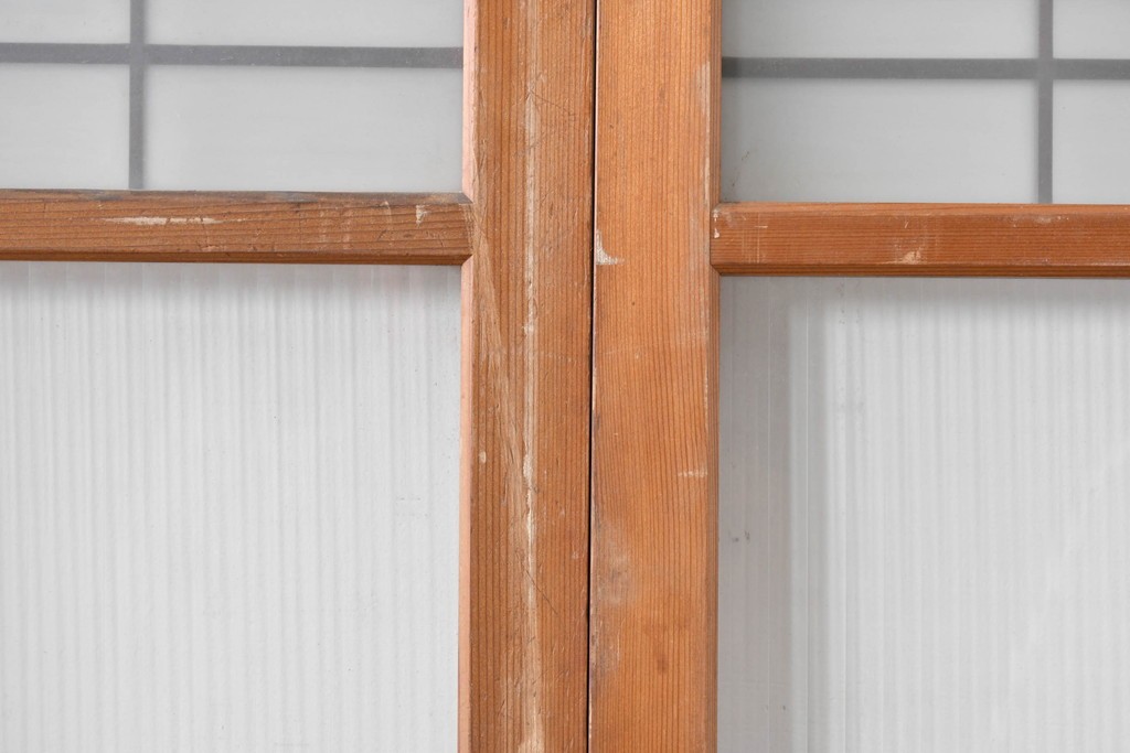 ヴィンテージ建具　昭和中期　組子細工が目を引く幅狭ガラス戸2枚セット　(R-086054)