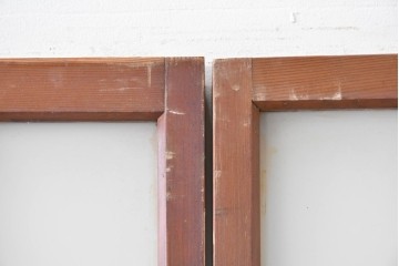 アンティーク建具　昭和初期から中期　すっきりとした素朴なデザインが印象的な幅狭ガラス戸2枚セット　(R-086055)