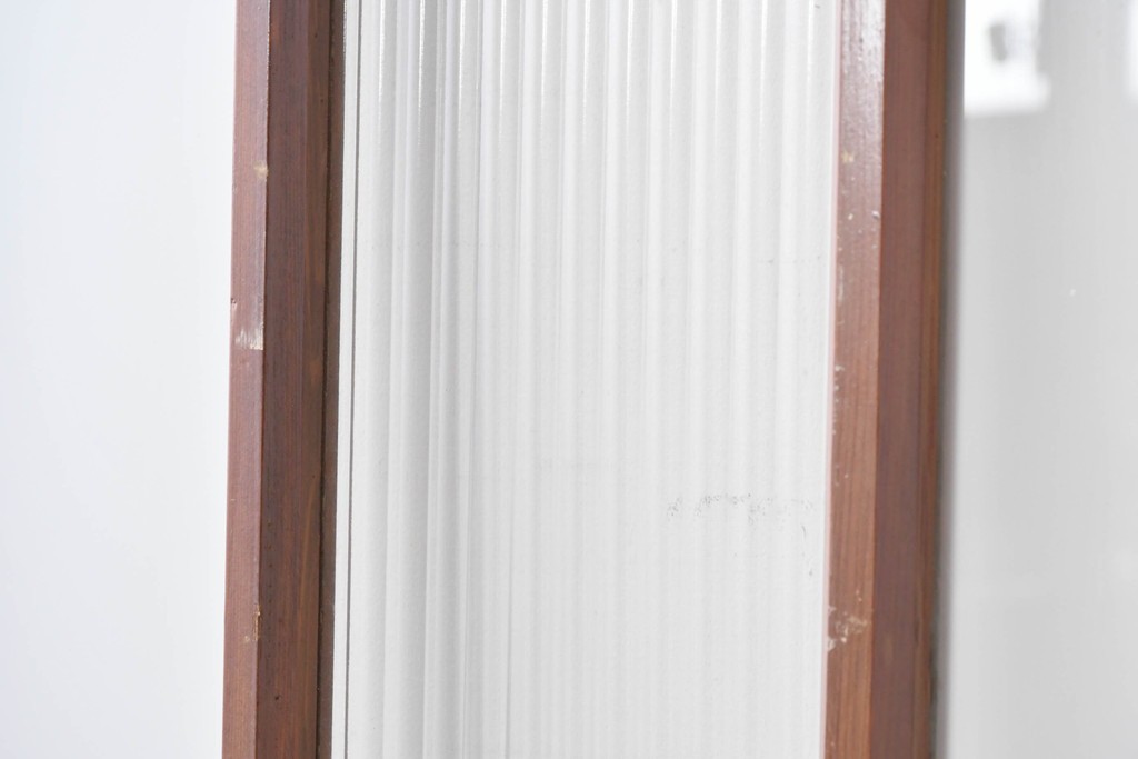 アンティーク建具　昭和初期から中期　すっきりとした素朴なデザインが印象的な幅狭ガラス戸2枚セット　(R-086055)