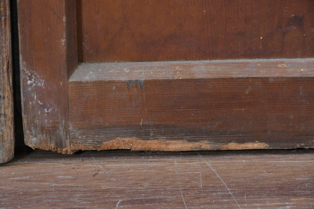 アンティーク建具　昭和初期から中期　すっきりとした素朴なデザインが印象的な幅狭ガラス戸2枚セット　(R-086055)