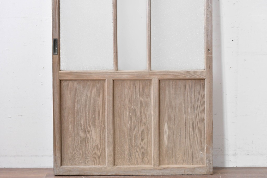 和製アンティーク　昭和初期　木味豊かな佇まいが魅力のガラス戸1枚　(R-086056)