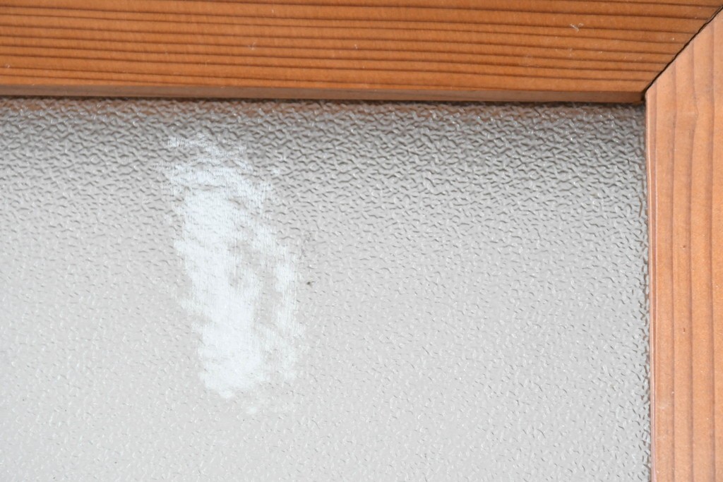 ヴィンテージ建具　昭和中期　腰板欅(ケヤキ)材　欅の風合いが楽しめるガラス戸1枚　(R-086057)