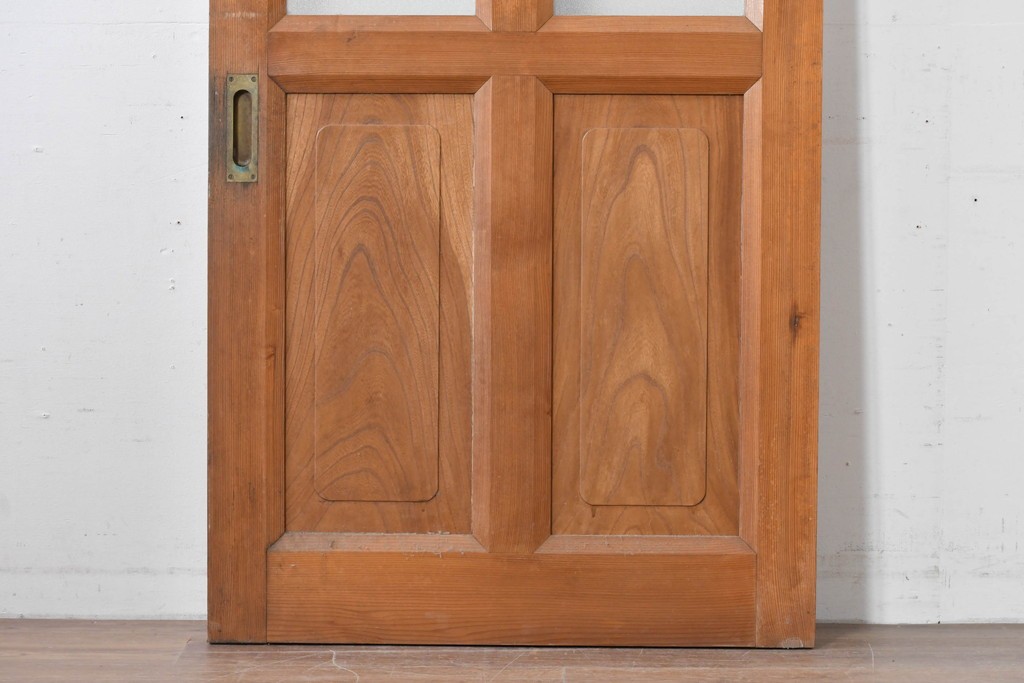 ヴィンテージ建具　昭和中期　腰板欅(ケヤキ)材　欅の風合いが楽しめるガラス戸1枚　(R-086057)