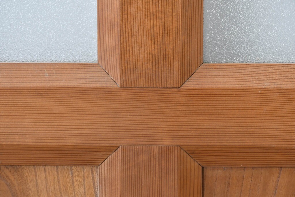 ヴィンテージ建具　昭和中期　腰板欅(ケヤキ)材　欅の風合いが楽しめるガラス戸1枚　(R-086057)