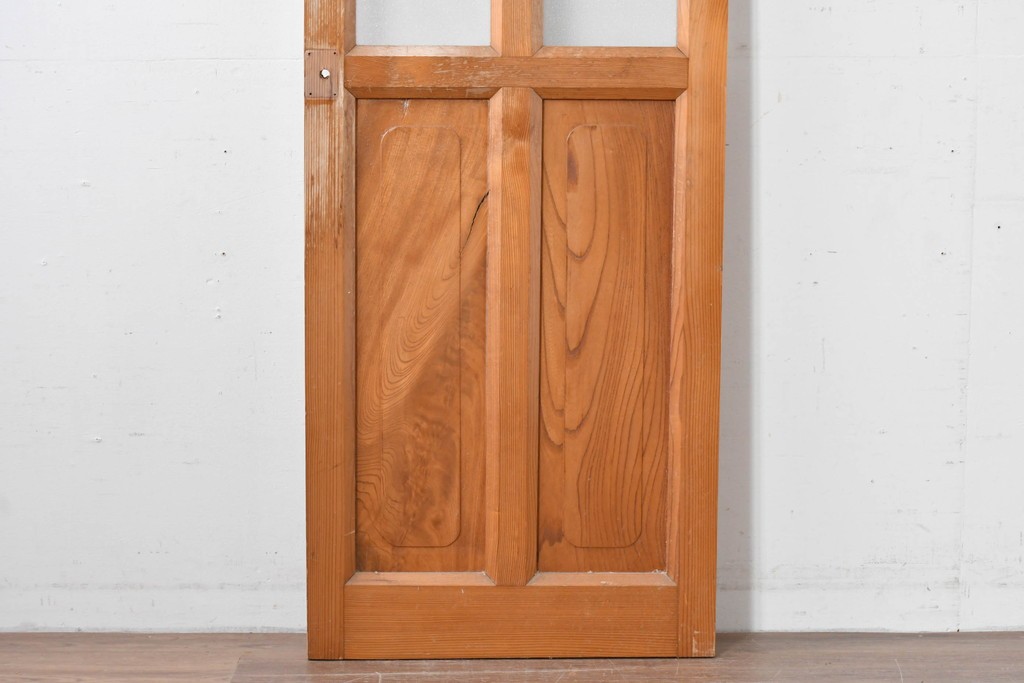 ヴィンテージ建具　昭和中期　腰板欅(ケヤキ)材　欅の風合いが楽しめるガラス扉1枚　(R-086058)