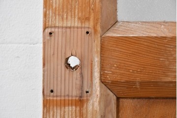 ヴィンテージ建具　昭和中期　腰板欅(ケヤキ)材　欅の風合いが楽しめるガラス扉1枚　(R-086058)