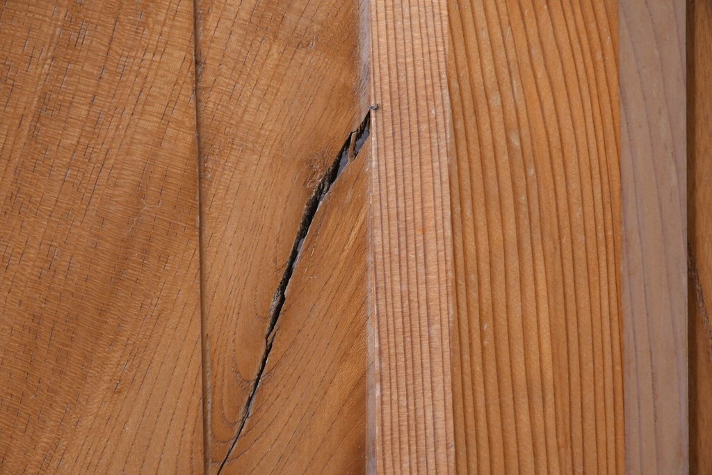 ヴィンテージ建具　昭和中期　腰板欅(ケヤキ)材　欅の風合いが楽しめるガラス扉1枚　(R-086058)