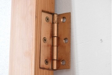 ヴィンテージ建具　昭和中期　腰板欅(ケヤキ)材　欅の風合いが楽しめるガラス扉1枚　(R-086058)