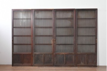 アンティーク建具　昭和初期　背高×幅狭　落ち着いた木味が魅力のガラス入り格子戸4枚セット　(R-086059)