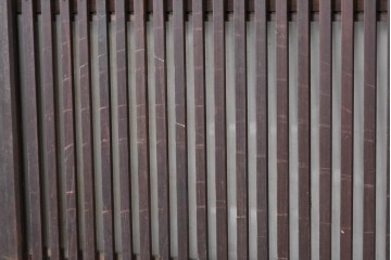 アンティーク建具　昭和初期　背高×幅狭　落ち着いた木味が魅力のガラス入り格子戸4枚セット　(R-086059)