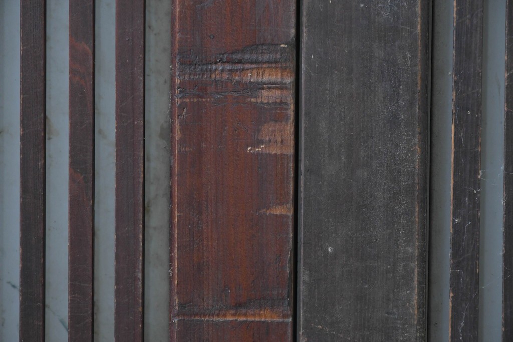 アンティーク建具　昭和初期　背高×幅狭　落ち着いた木味が魅力のガラス入り格子戸4枚セット　(R-086059)