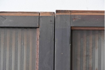 アンティーク建具　昭和初期　背高×幅狭　落ち着いた木味が魅力のガラス入り格子戸4枚セット　(R-086059)