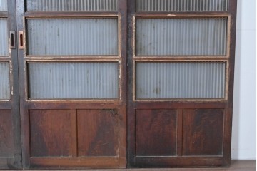 アンティーク建具　昭和初期　背高×幅狭　落ち着いた木味が魅力のガラス入り格子戸4枚セット　(R-086059)