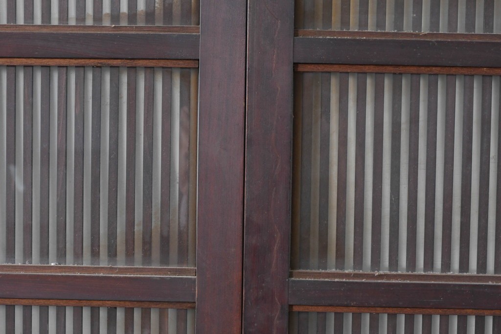 アンティーク建具　昭和初期　背高×幅狭　落ち着いた木味が魅力のガラス入り格子戸4枚セット　(R-086059)