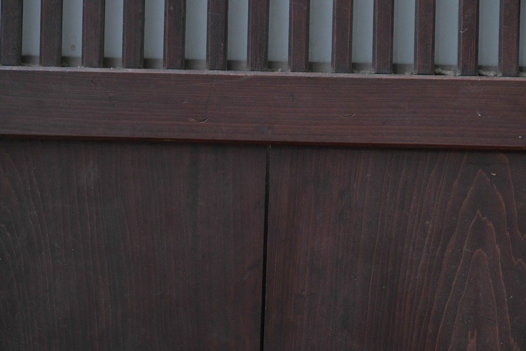 アンティーク建具　大正期　深みのある色味と格子帯が目を引くガラス入り格子帯戸4枚セット　(R-086060)