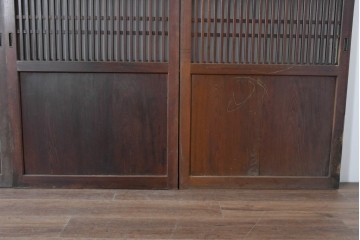 アンティーク建具　大正期　深みのある色味と格子帯が目を引くガラス入り格子帯戸4枚セット　(R-086060)