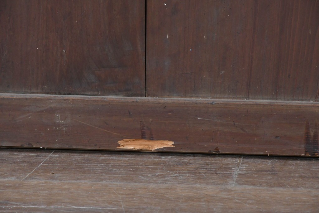 アンティーク建具　大正期　深みのある色味と格子帯が目を引くガラス入り格子帯戸4枚セット　(R-086060)