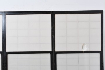 ヴィンテージ建具　昭和中期　高級品‼　腰板黒柿材　枠漆塗り　黒柿材ならではの個性的な杢目が目を引く雪見障子戸4枚セット　(R-086061)