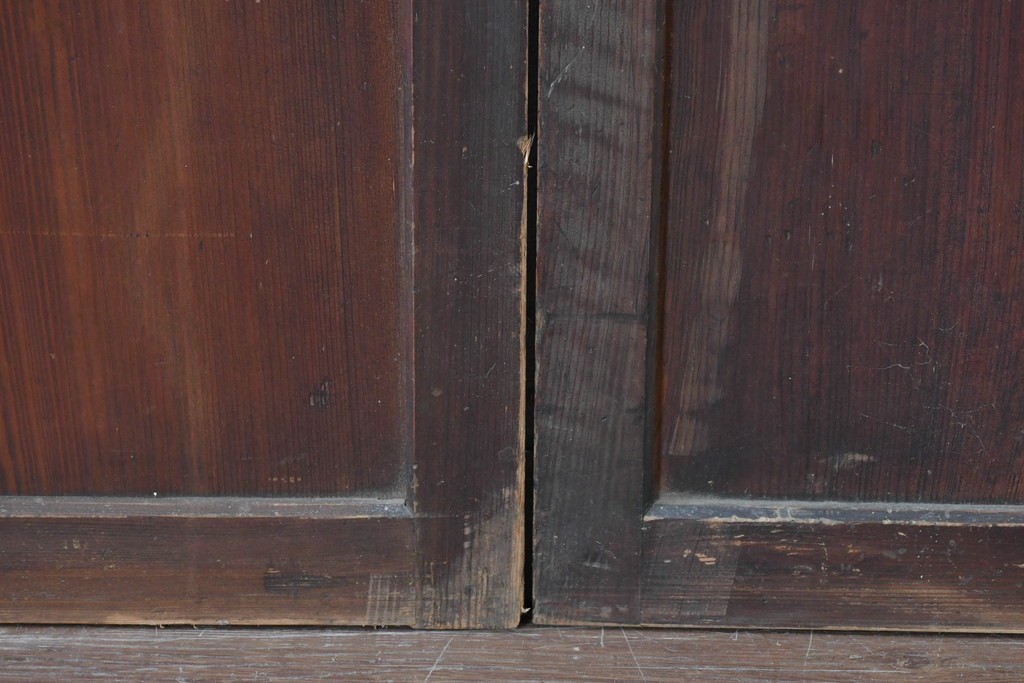 和製アンティーク　明治から大正期　時代を感じる木味と格子が味わい深い格子帯戸2枚セット　(R-086062)