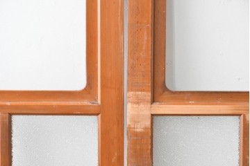 ヴィンテージ建具　昭和中期　レトロなガラス使いが魅力のガラス戸4枚セット　(R-086063)