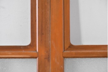 ヴィンテージ建具　昭和中期　レトロなガラス使いが魅力のガラス戸4枚セット　(R-086063)