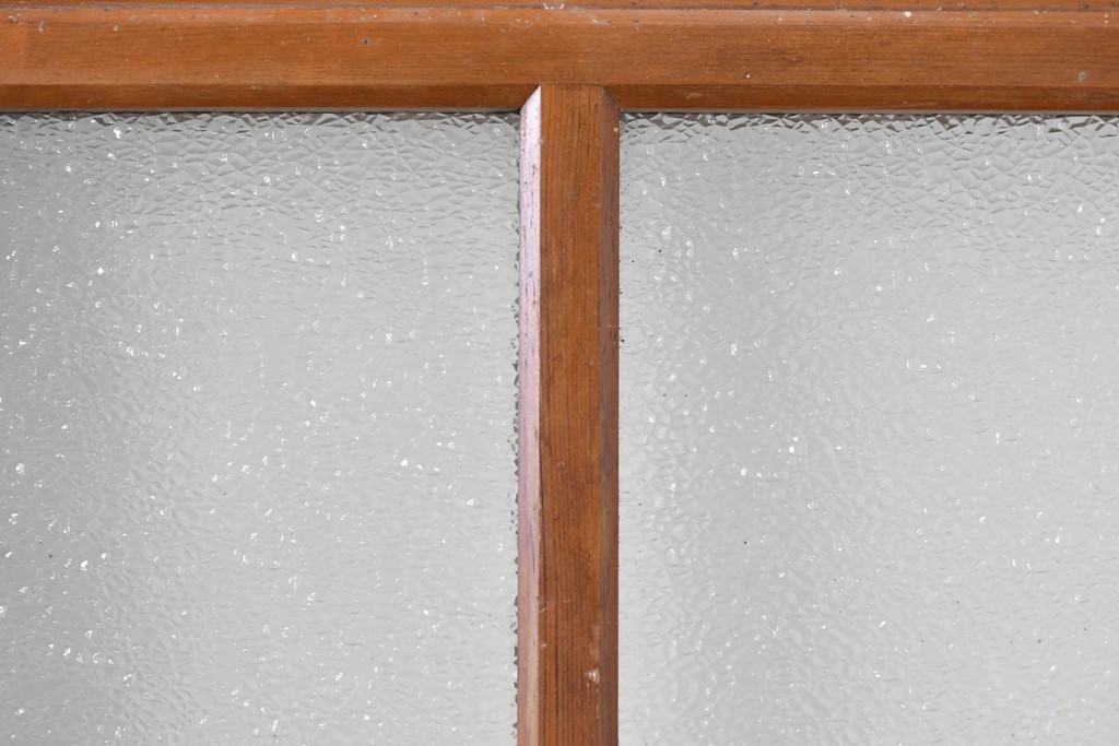 ヴィンテージ建具　昭和中期　レトロなガラス使いが魅力のガラス戸4枚セット　(R-086063)