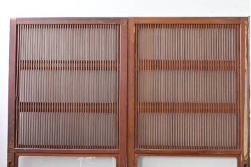 アンティーク建具　昭和初期から中期　細やかな格子とやわらかな光を通す裏ガラス入りの幅狭格子戸4枚セット　(R-086065)
