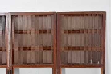 アンティーク建具　昭和初期から中期　細やかな格子とやわらかな光を通す裏ガラス入りの幅狭格子戸4枚セット　(R-086065)