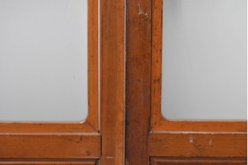 アンティーク建具　昭和初期から中期　細やかな格子とやわらかな光を通す裏ガラス入りの幅狭格子戸4枚セット　(R-086065)