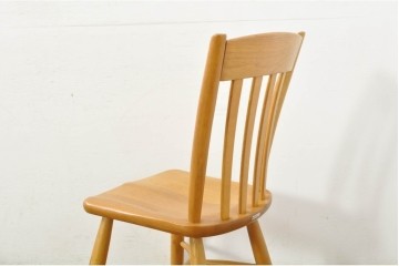 中古　柏木工(KASHIWA)　楢材　素朴な木の表情が楽しめるダイニングチェア4脚セット　(R-086066)