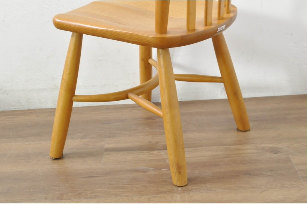 中古　柏木工(KASHIWA)　楢材　素朴な木の表情が楽しめるダイニングチェア4脚セット　(R-086066)